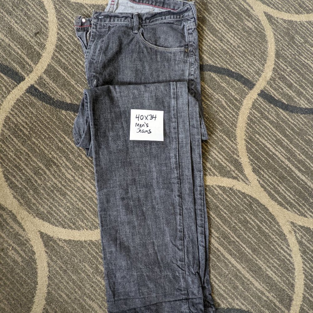 Men's Dark Grey Jeans